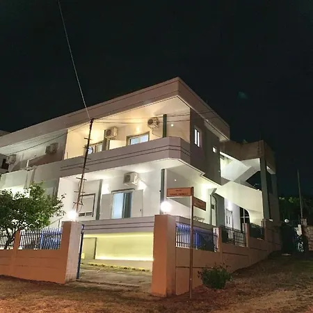 Aparthotel Brisild