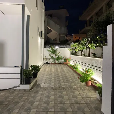 Brisild Lejlighedshotel 3*