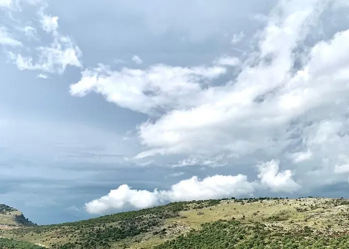 Vila Kloe 3* Ксамил