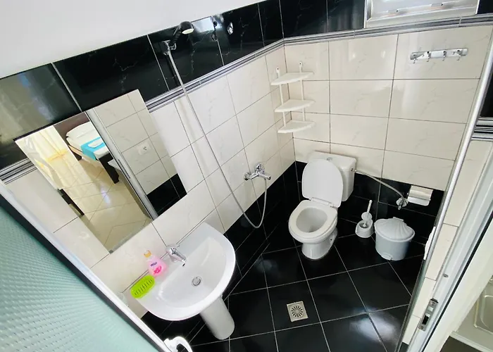 Vila Kloe Ксамил